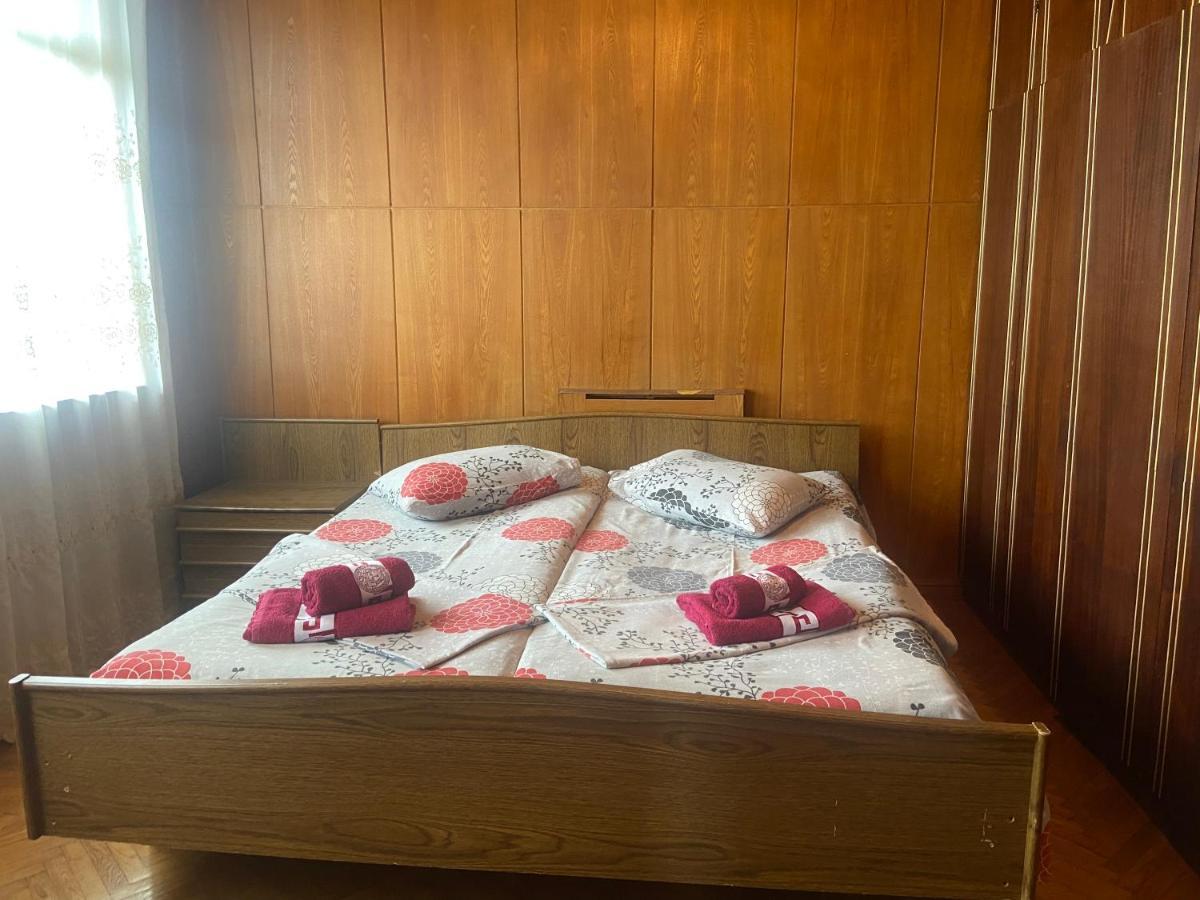 Luka Family Guest House Batumi Ngoại thất bức ảnh
