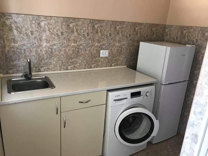 Luka Family Guest House Batumi Ngoại thất bức ảnh
